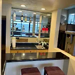 Beachfront 2 Bedroom 2 Bathroom Condo Steps From Venice Beach